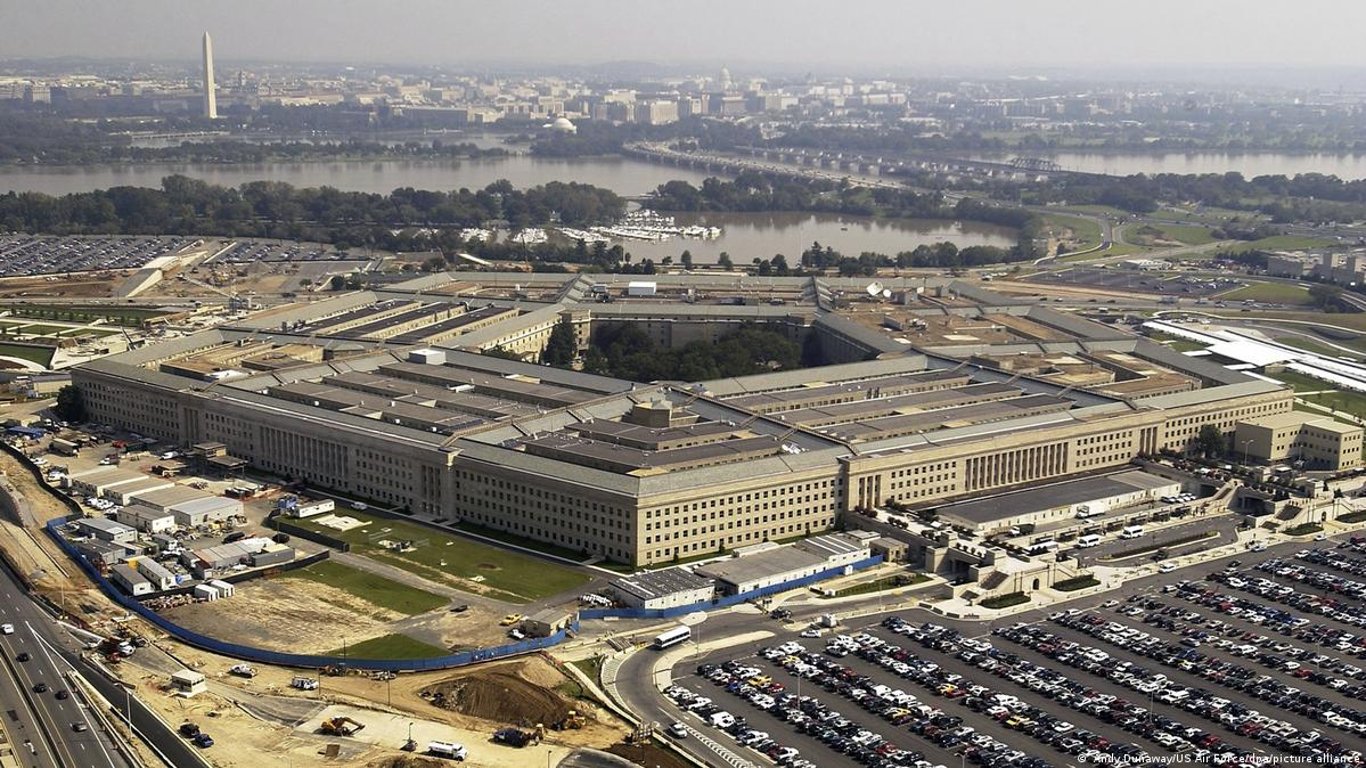 "Злиття" документів Пентагону — у США покарали 15 причетних офіцерів