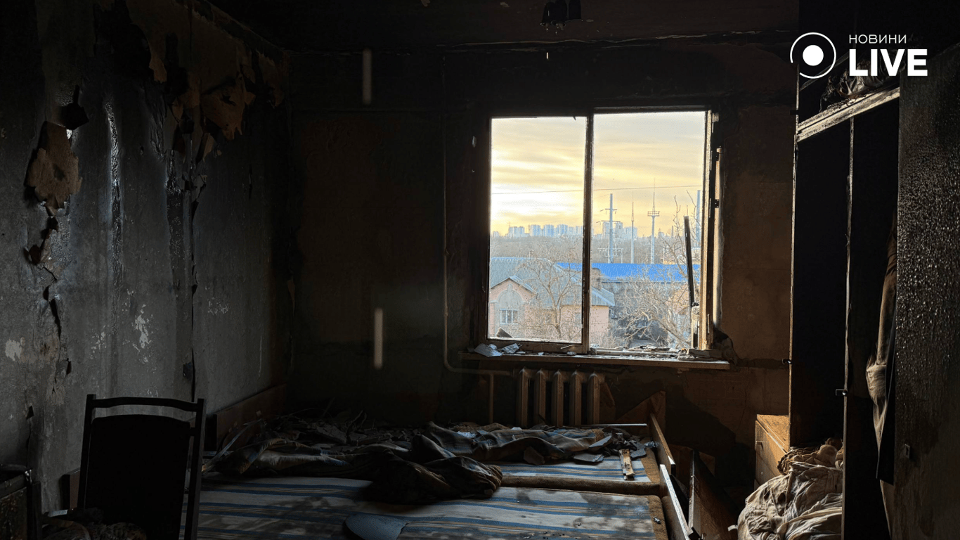 Зруйнована квартира в Одесі