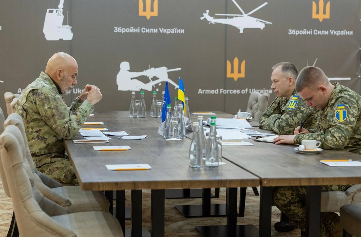 Сирський зустрівся з Джузеппе Каво Драгоне