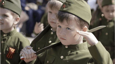 Росіяни вводять у школах на ТОТ воєнізовану уніформу для дітей, — Спротив - 290x166