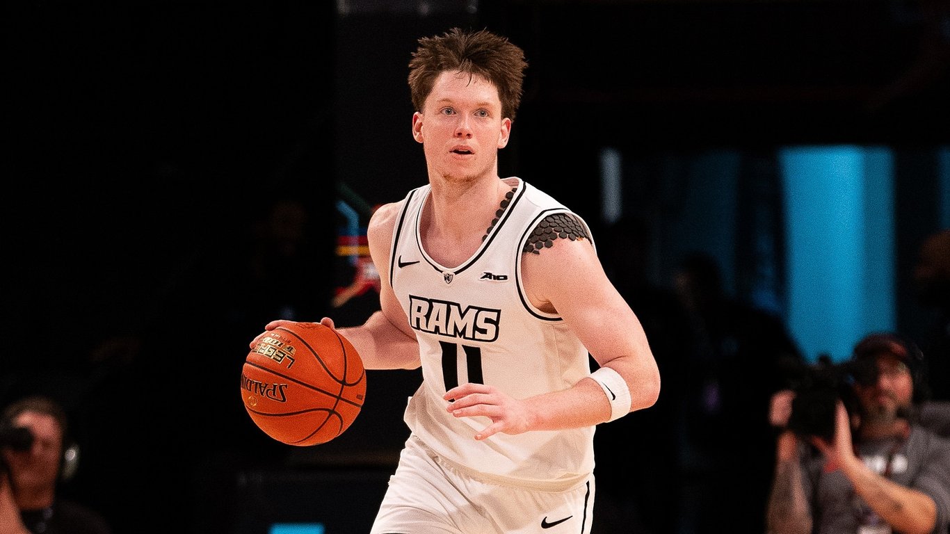 Максим Шульга