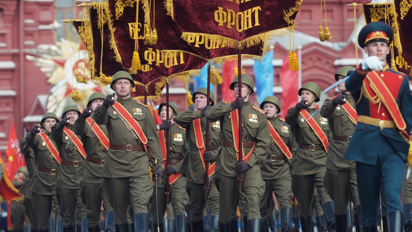 Парады отменяются: что будут делать россияне без "деды воевали"