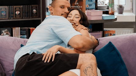 Участница "Холостяка-14" поразила маникюром во время свидания - 285x160