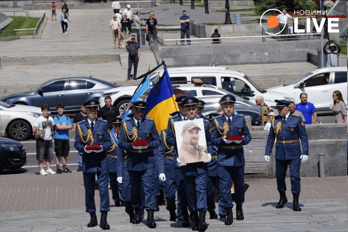 Прощання із Устименком — командування розповіло про шлях пілота - фото 2