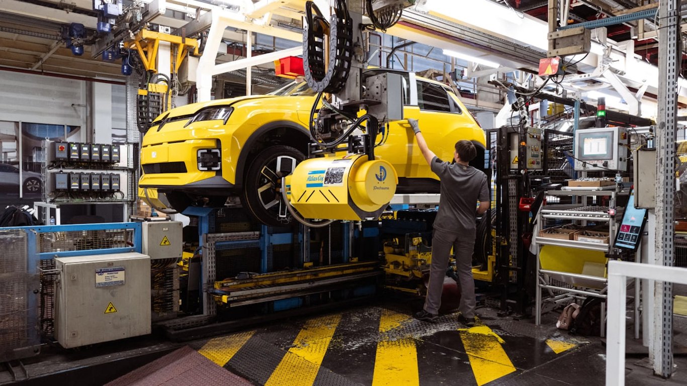 Renault кидає виклик Toyota: що відбувається