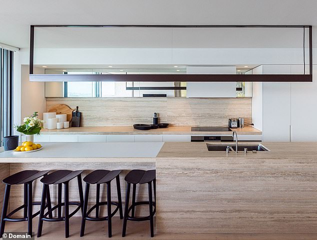  Вражаючий пентхауз, в якому тепер холостякуватиме Г’ю Джекман. Фото: Domain