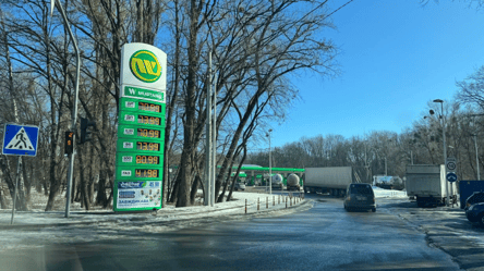 Скільки коштує бензин в Україні сьогодні - 285x160