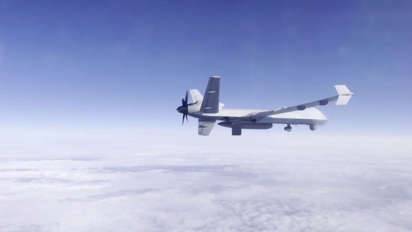 Россияне опубликовали видео инцидента с американским беспилотником над Черным морем