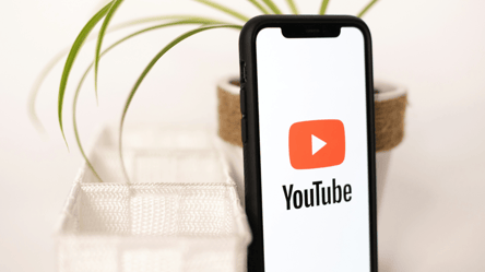 YouTube introduces AI video tools, new livestream options - 285x160
