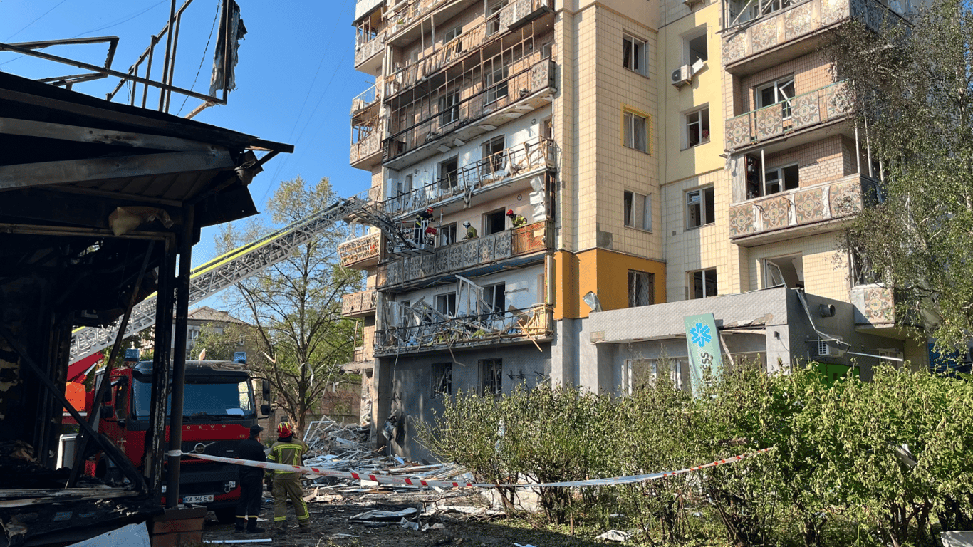 Атака РФ на Київ: кількість постраждалих зросла до 17 людей