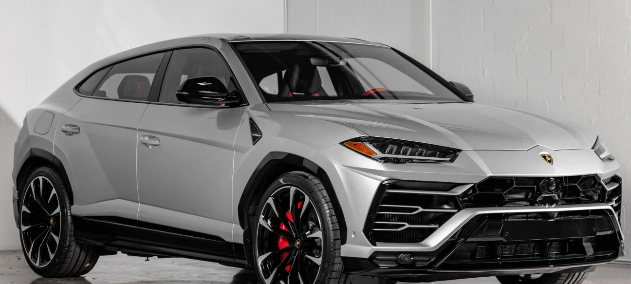 Rolls-Royce, Lamborghini та Maybach – на чому їздять нардепи під час війни - фото 2