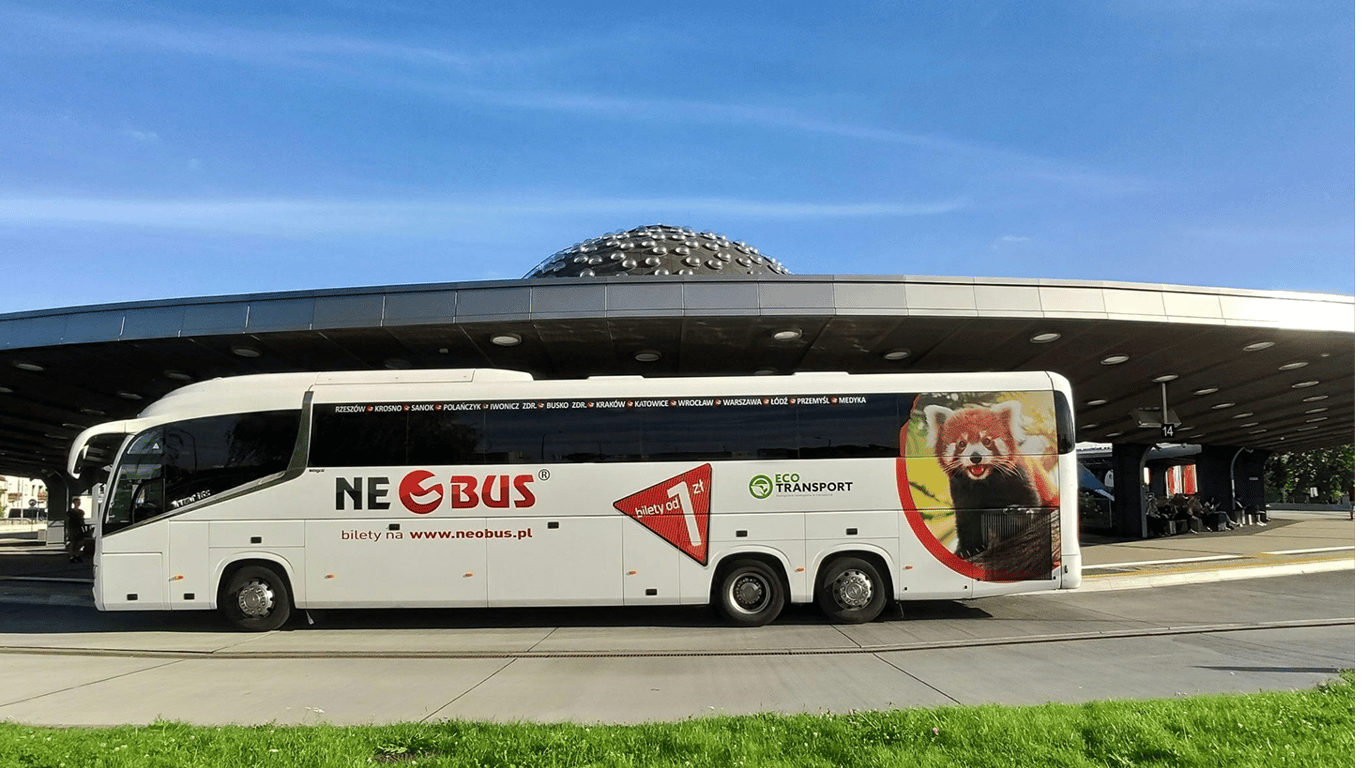 Перетин українського кордону: куди можна доїхати за 4 злотих