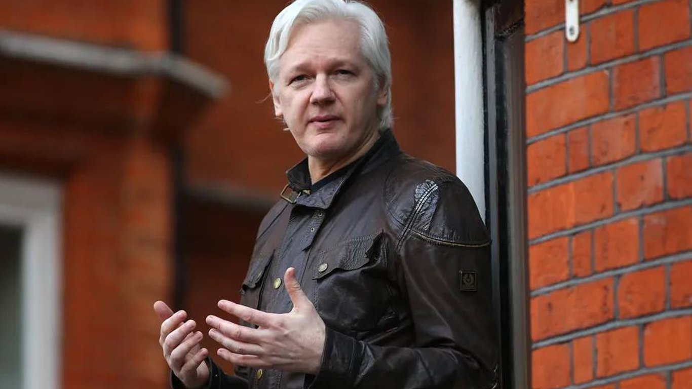 Основатель WikiLeaks Ассанж освобожден из британской тюрьмы