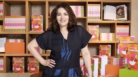 Мінімалізм по-новому —  чим вражає ялинка Нігелли Лоусон (фото) - 285x160