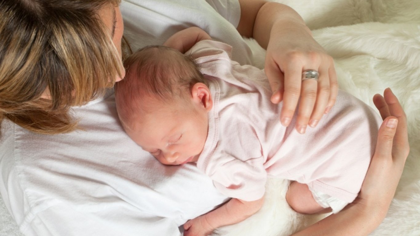 Рожать с легкостью — одесский родильный получил новую технику