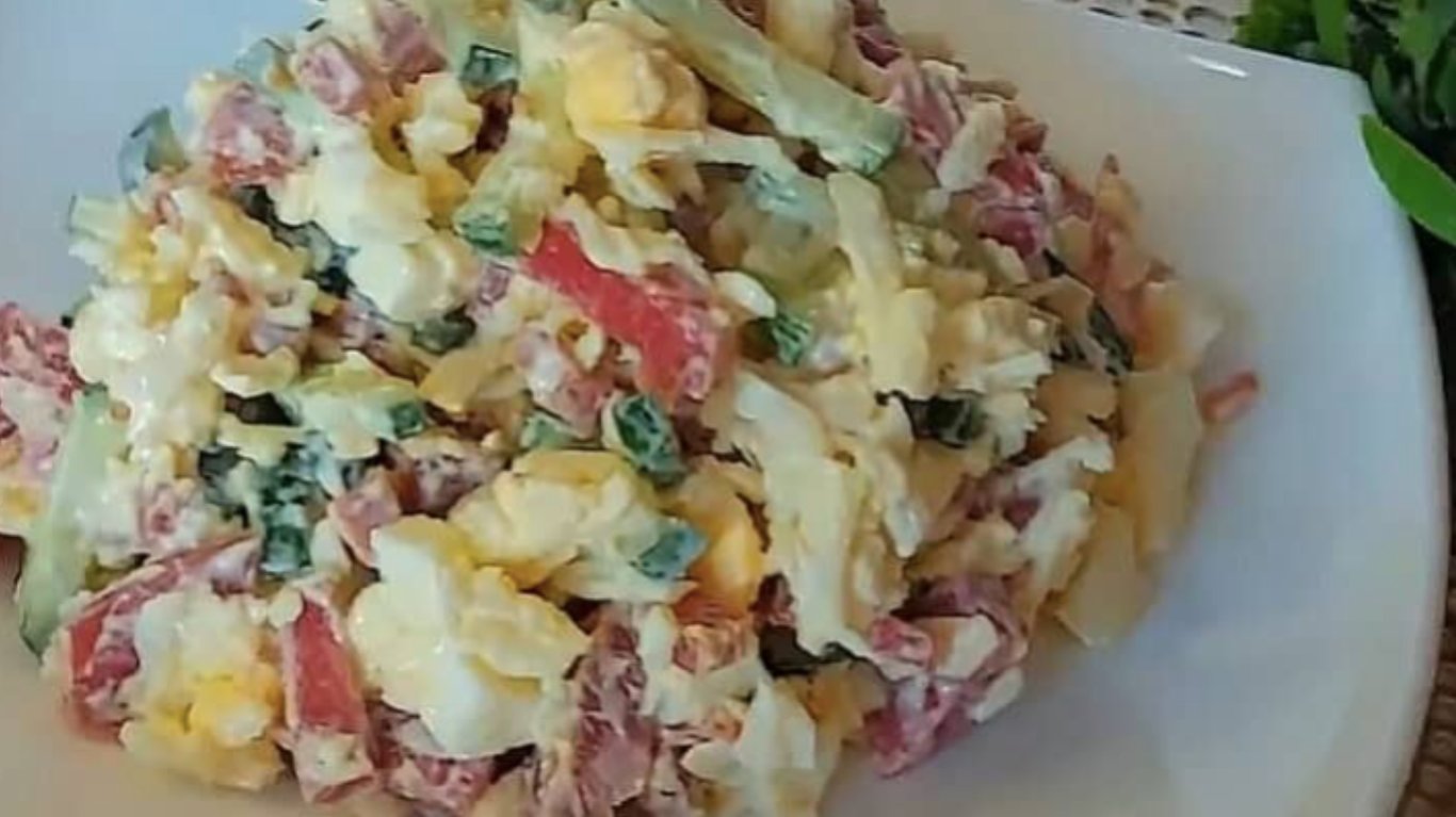 смачний салат за 5 хвилин, швидкий рецепт з шинкою