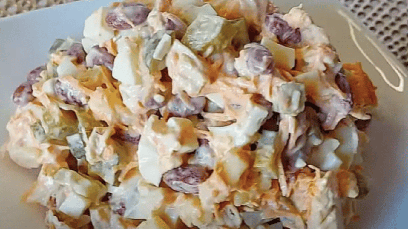 салат з квасолею та огірками