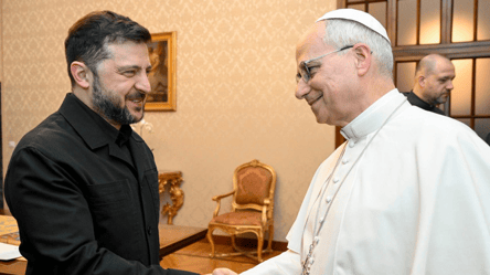 Президент Украины встретился с Папой Львом XIV в Ватикане - 285x160