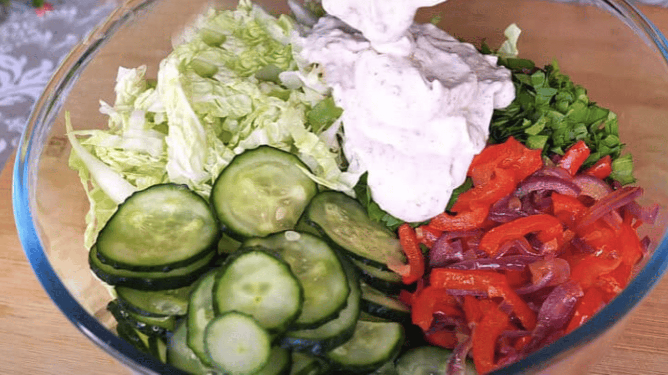 салат з всього 4 інгредієнти та найсмачніша заправка