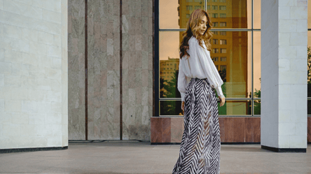 Maxi skirts 2025 — the most flattering styles for fall and winter - 285x160