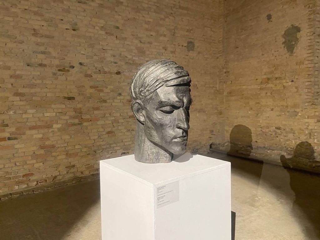 Бюст Василя Стуса