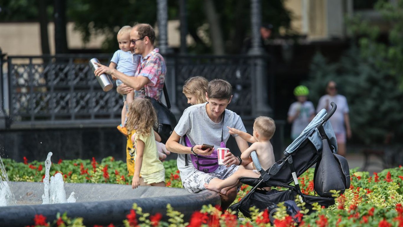 Синоптики оприлюднили прогноз погоди на найближчий місяц — яка погода буде в Україні в серпні