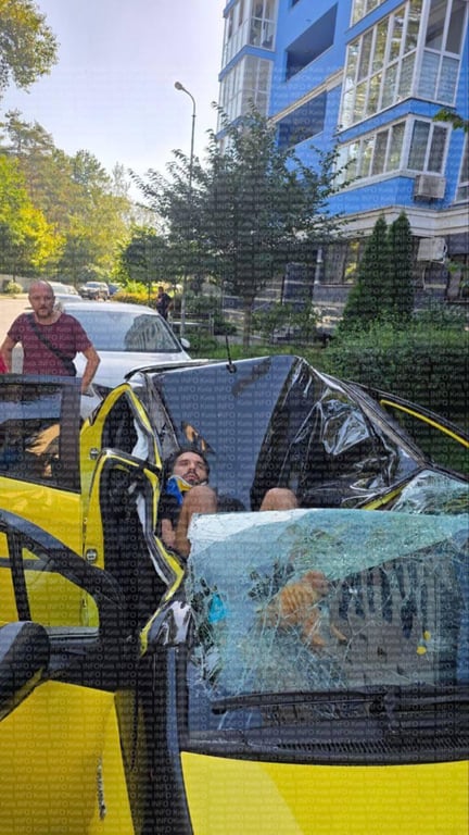 Киянин впав з 19 поверху та вижив