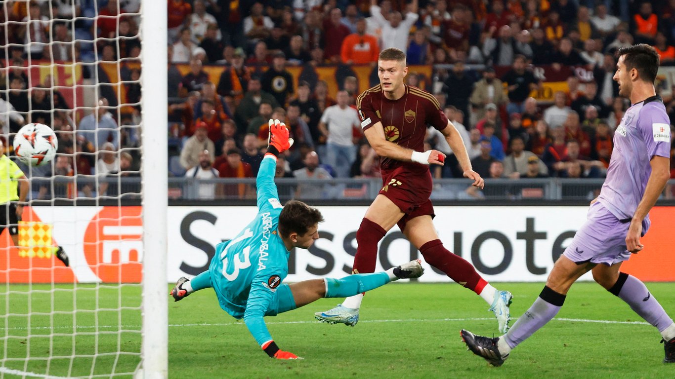 Артем Довбик