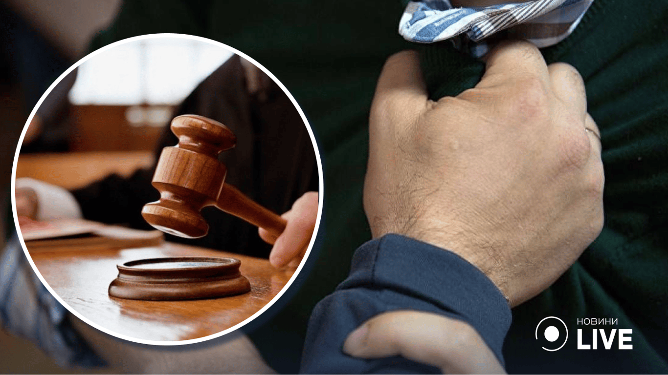 Бив ногами, руками та стільцем: на Харківщині засудили чоловіка