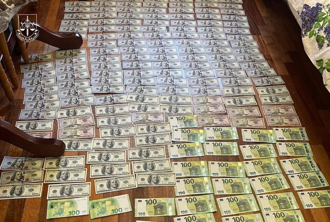 Корупція суд