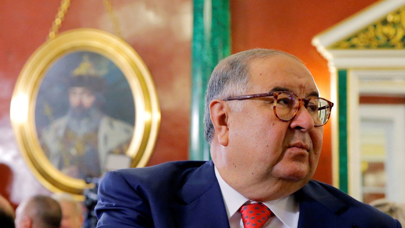 Russian Usmanov could return to lead the International Fencing Federation