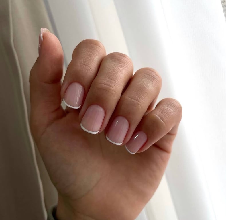 The shape of the nails, which is returned to from time to time