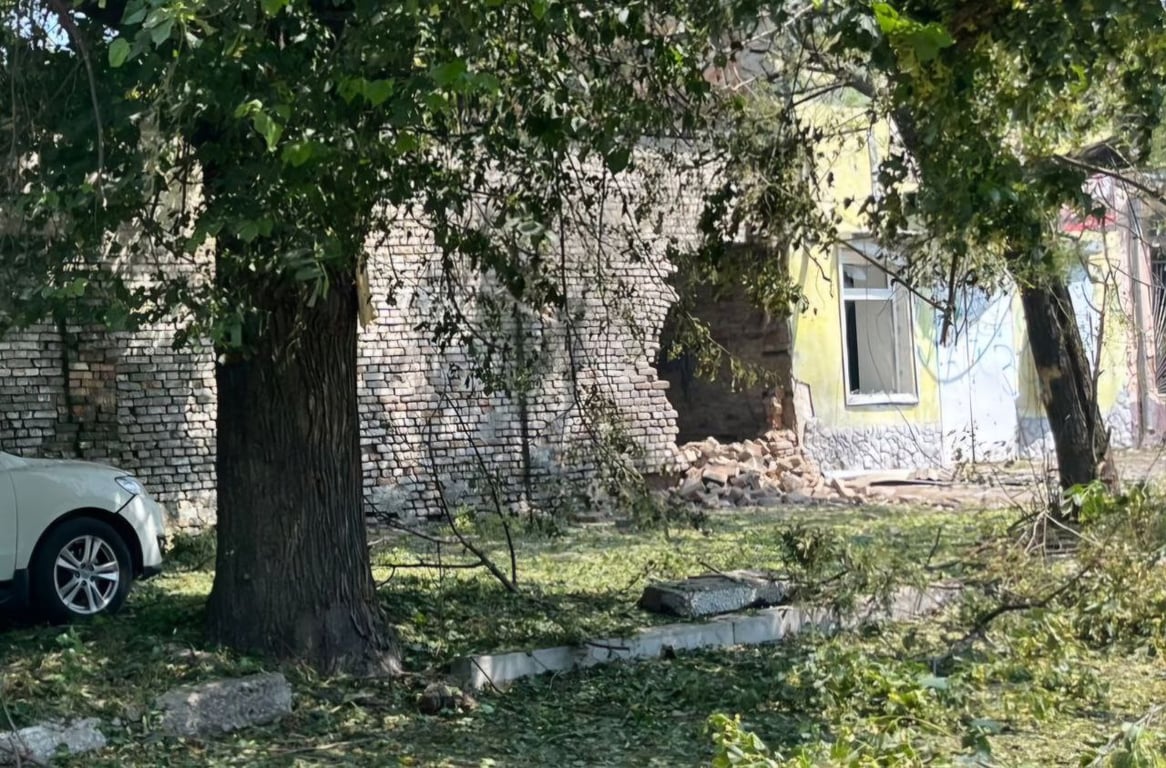 На Нікопольщині пролунали вибухи — окупанти тричі за день обстріляли район - фото 2