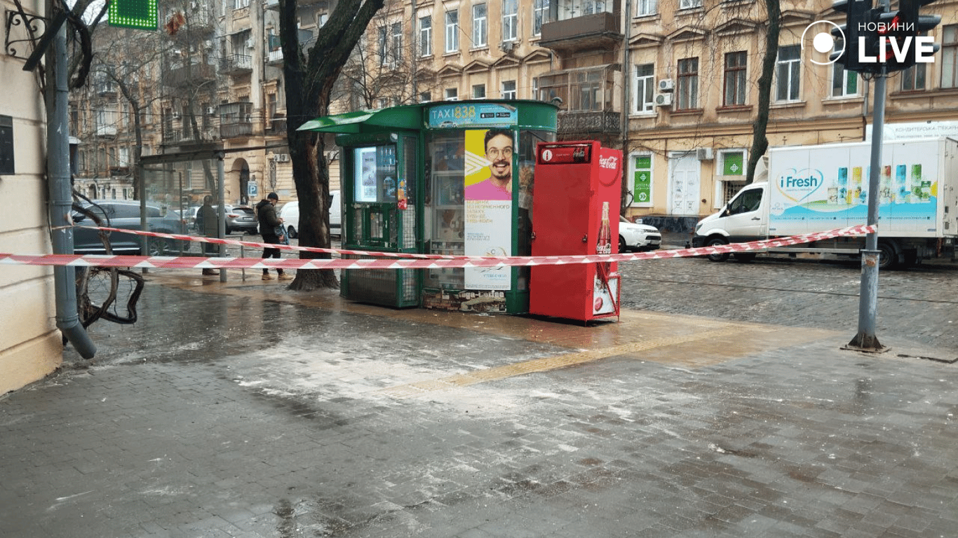 В Одессе снова обрушиваются фасады