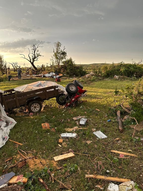 Наслідки торнадо у США
