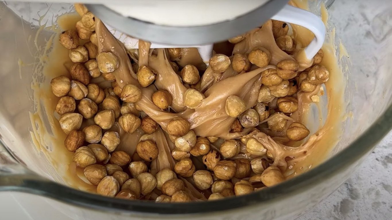 простой рецепт кармельные конфеты с орехами