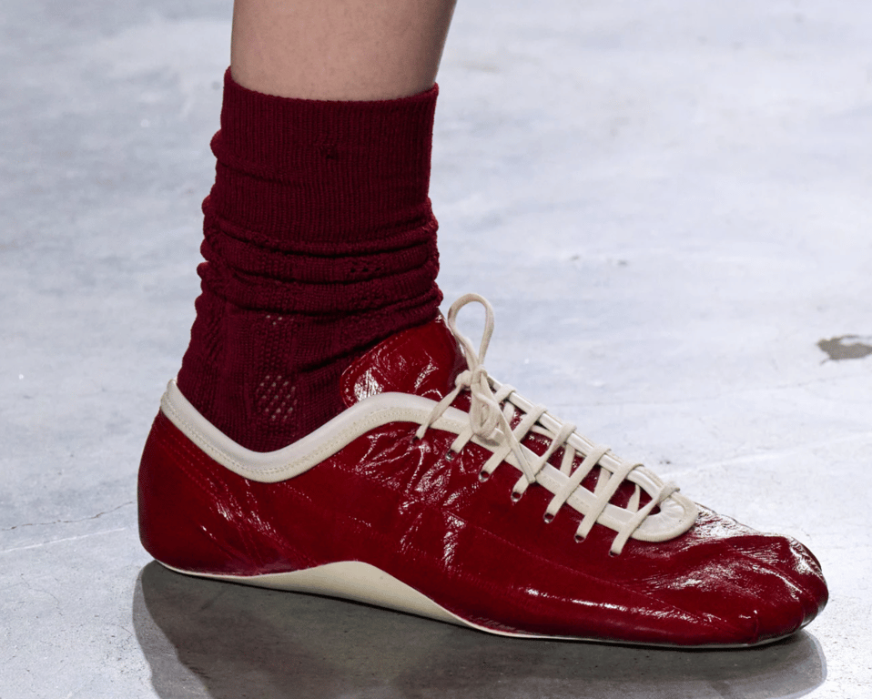 Кросівки в ретро-стилі повертаються