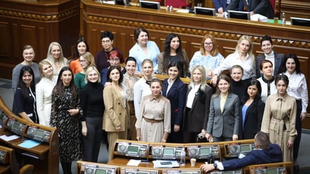 Станут ли на военный учет женщины-депутаты: ответ нардепа ВРУ - 285x160