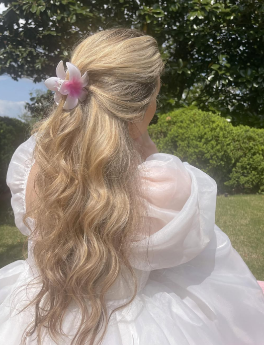 Чим особливі прикраси для волосся від Emi Jay