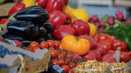 Салат по "золотой" цене — на сколько подорожали овощи в Украине - 285x160