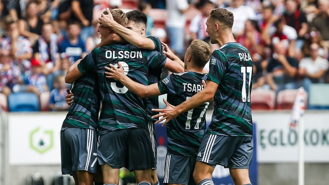 Антон Царенко