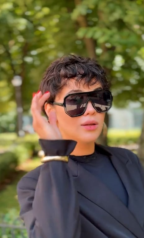 Николас Карма рассекретил стоимость повседневного образа певицы Lida Lee - фото 1