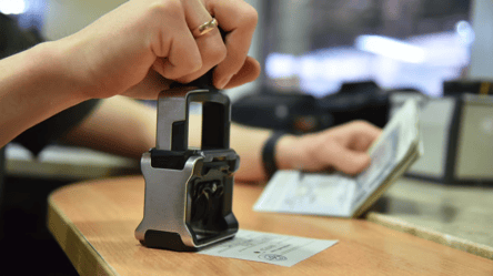 Контроль на кордоні з Польщею — що варто знати українцям - 285x160