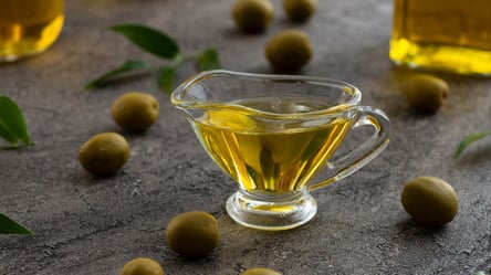 Как не попасть на подделку оливкового масла, после того, как в Украине обнаружили фальсификат - 285x160