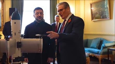 Зеленский показал Стармеру дрон-перехватчик — где будут собирать - 285x160