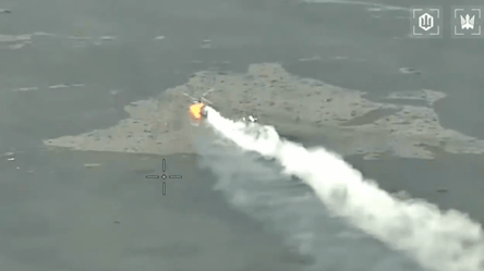 На Донеччині FPV-дрон знищив російський гелікоптер: відео - 290x166