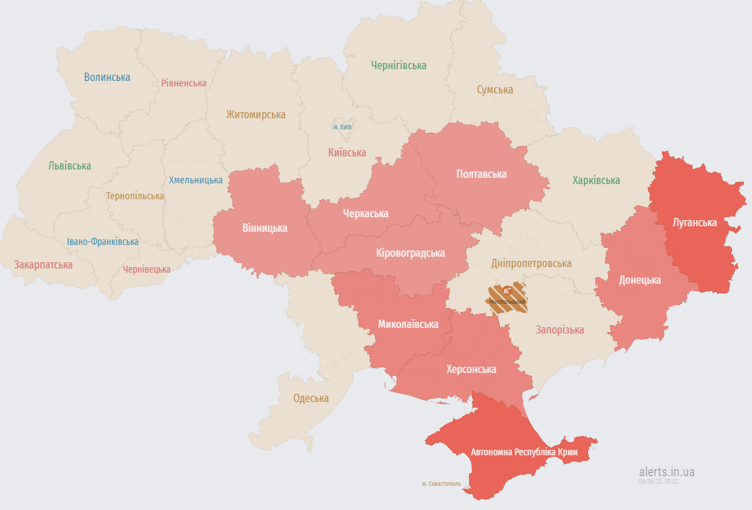 Карта воздушных тревог вечером 5 августа. Фото: alerts.in.ua