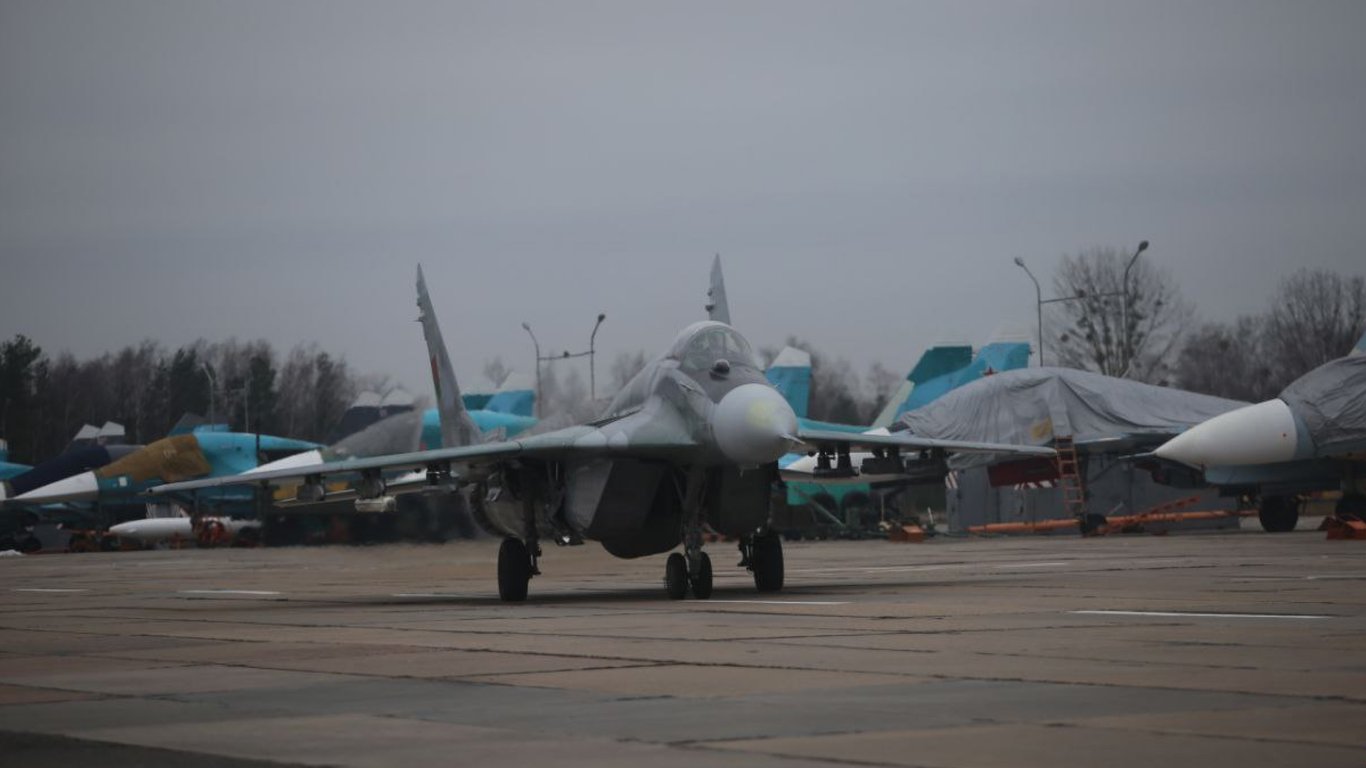 Авиаучения в Беларуси: эксперт назвал тип ракет, которые россия может запустить по Украине