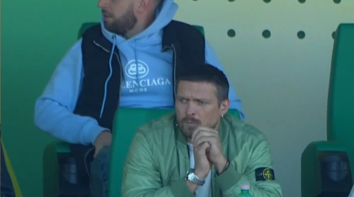 Александр Усик