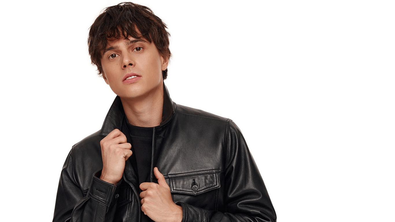 ALEKSEEV зустрічається з новою дівчиною — хто вона